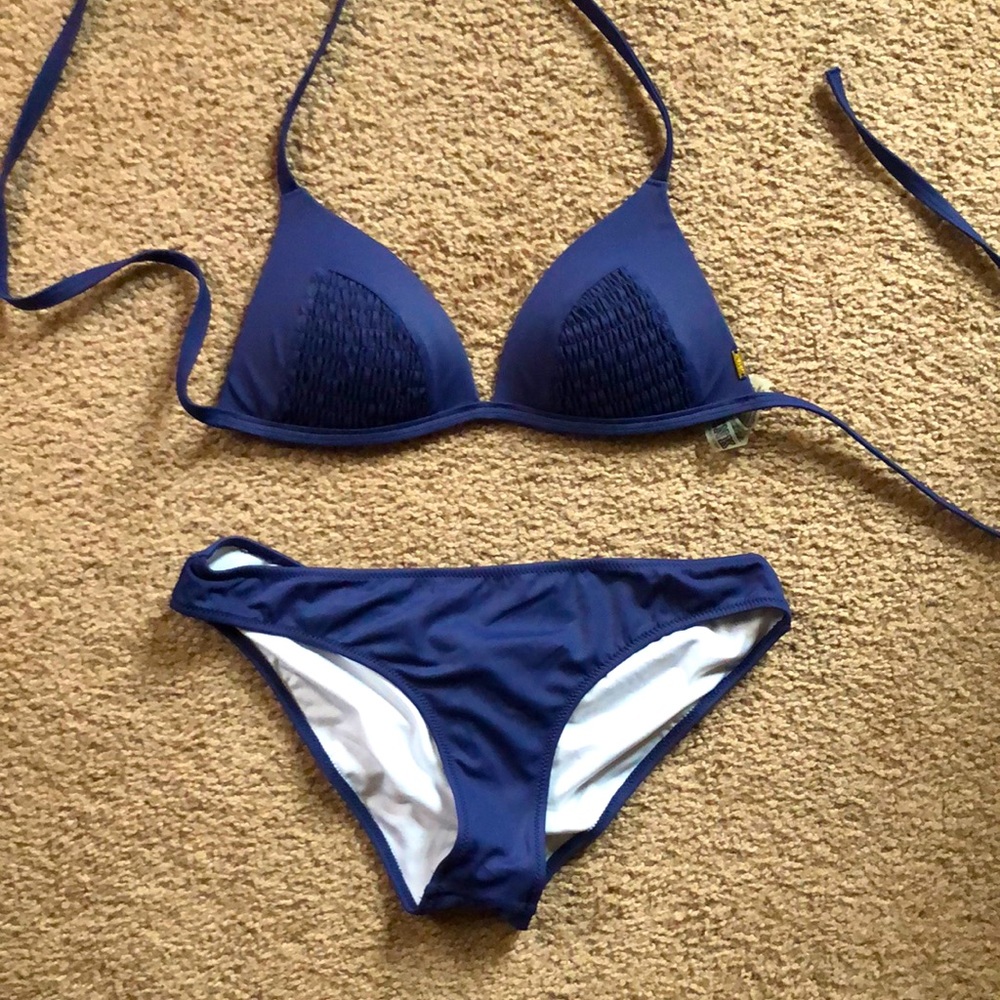 Pink Victoria’s Secret blue push up bikini set